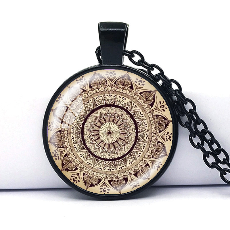 Pendant Mandala Necklace for Vintage Women