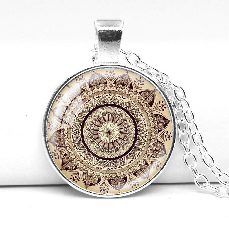 Pendant Mandala Necklace for Vintage Women