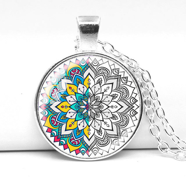 Pendant Mandala Necklace for Vintage Women