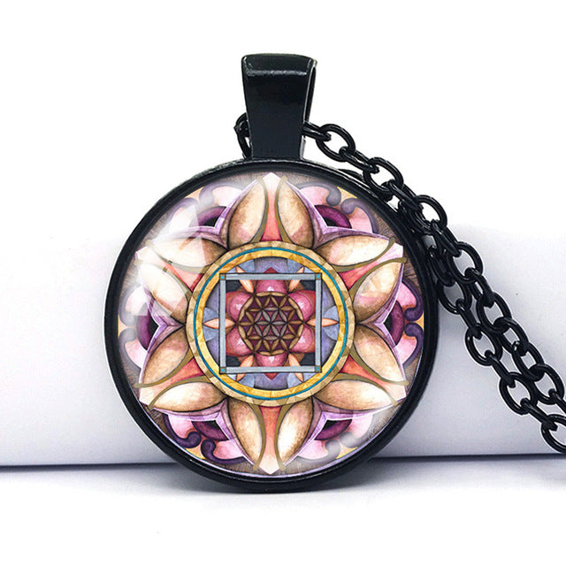 Pendant Mandala Necklace for Vintage Women