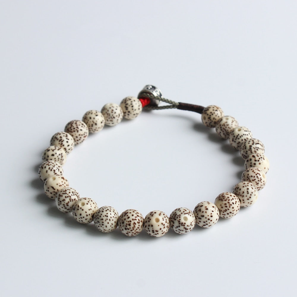 Handmade Bodhi Seed Lucky Knots - Om Mani Padme Hum Charm