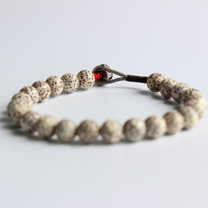 Handmade Bodhi Seed Lucky Knots - Om Mani Padme Hum Charm