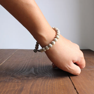 Handmade Bodhi Seed Lucky Knots - Om Mani Padme Hum Charm